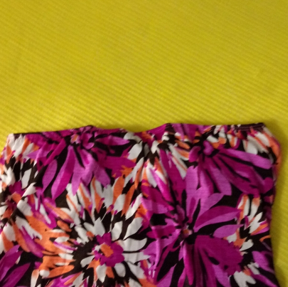 Y2K DEB 90s floral halter top - Picture 5 of 6